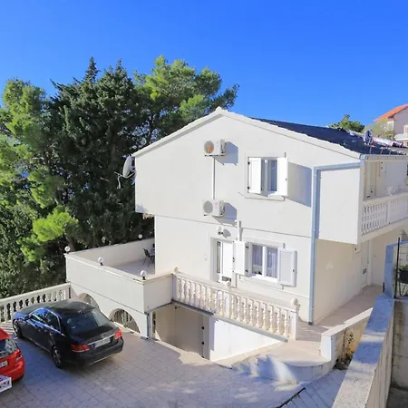With Parking Space Marusici, Omis - 18497 Appartamento Mimice